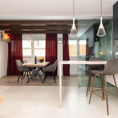 Apartment Tula Шибеник Екстер'єр фото