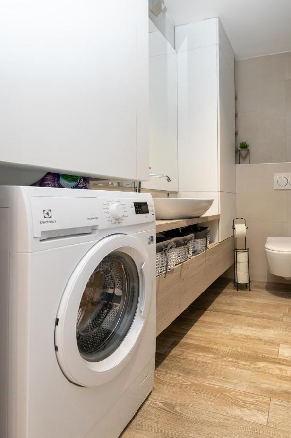 Apartment Tula Шибеник Екстер'єр фото