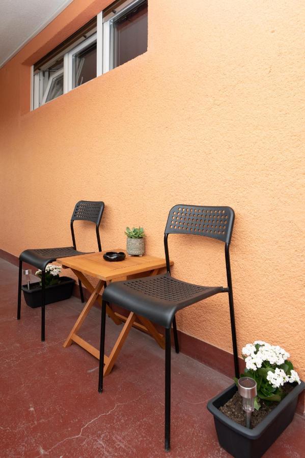 Apartment Tula Шибеник Екстер'єр фото